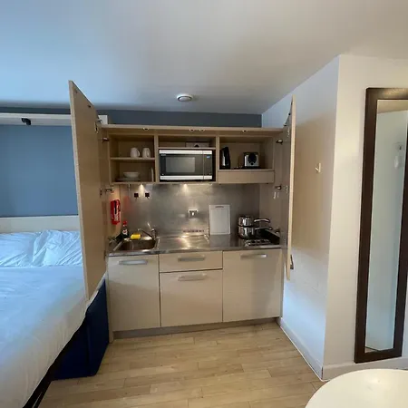 Stuhomes - Arundel House Londen Buitenkant foto