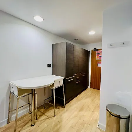 Stuhomes - Arundel House Londen Buitenkant foto
