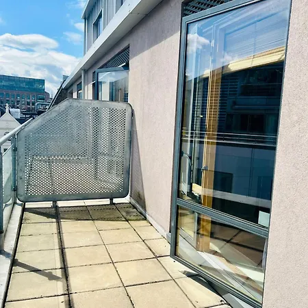 Stuhomes - Arundel House Londen Buitenkant foto