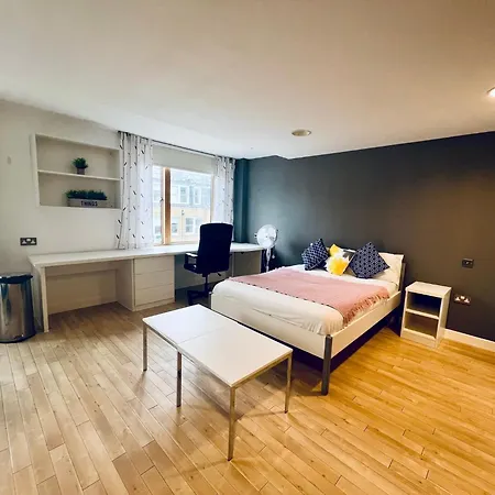 Stuhomes - Arundel House Londen Buitenkant foto