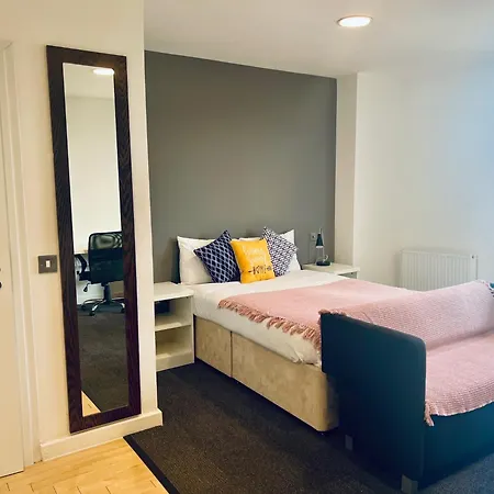 Stuhomes - Arundel House Londen Buitenkant foto