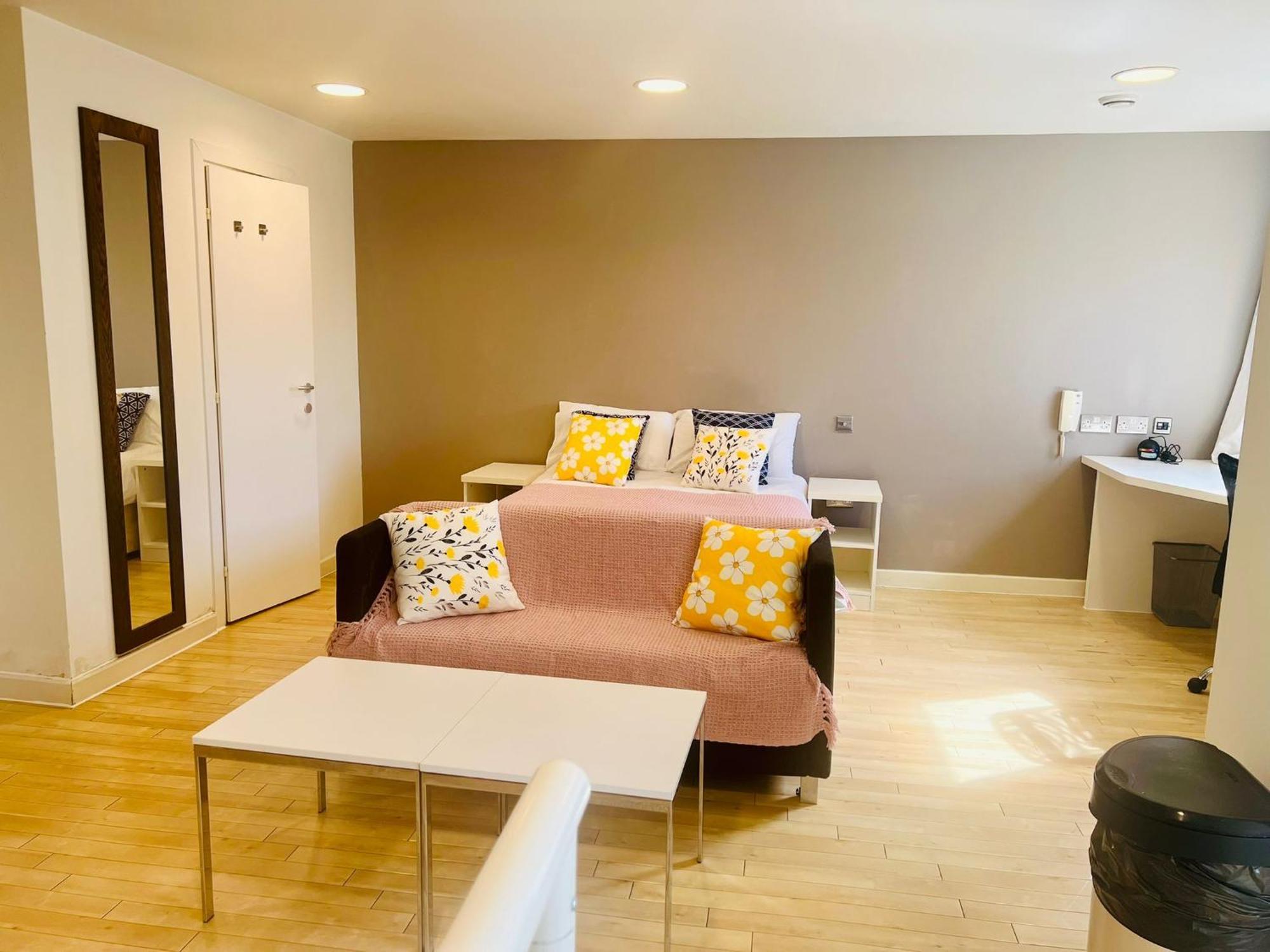 Stuhomes - Arundel House Apartamento *